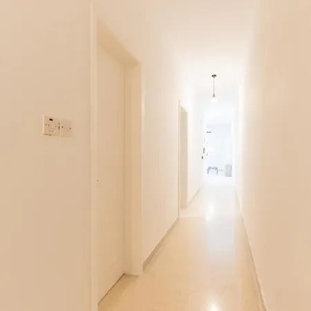 Apartment Charming 3-bed In St Pauls 2-hosted By Sweetstay *