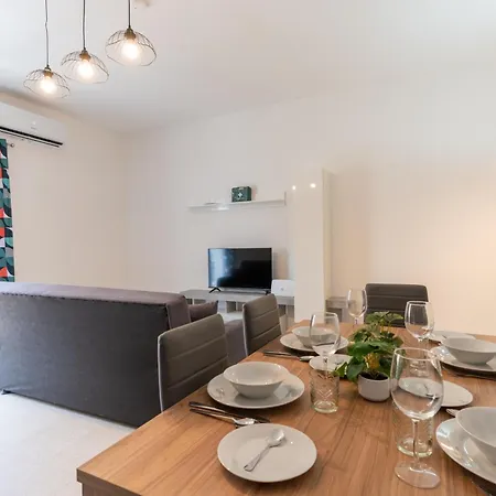 Charming 3-bed In St Pauls 2-hosted By Sweetstay Apartment St. Paul's Bay