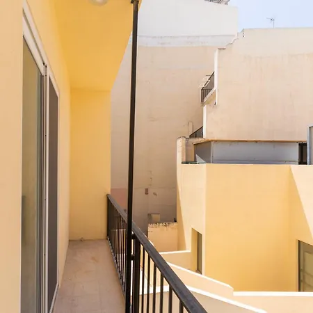 Charming 3-bed In St Pauls 2-hosted By Sweetstay * St. Paul's Bay